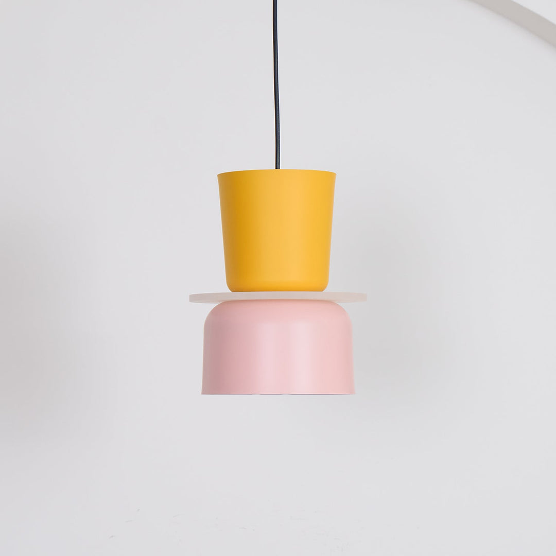 Lampa wisząca z serii Etta