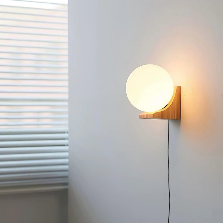 Lampa Ścienna z wtyczką Evelyn Orb