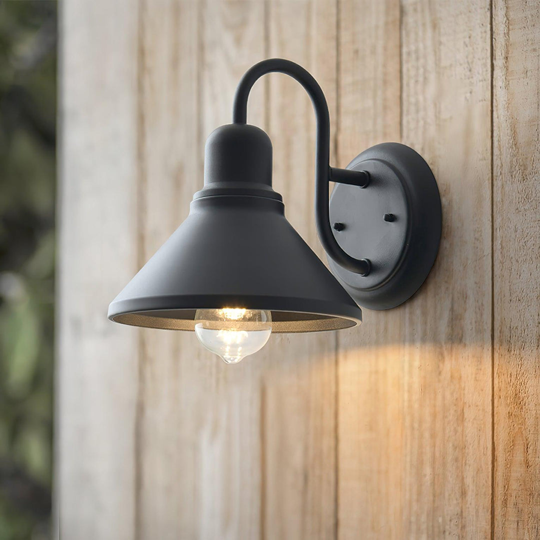 Lampa ścienna Fable na zewnątrz