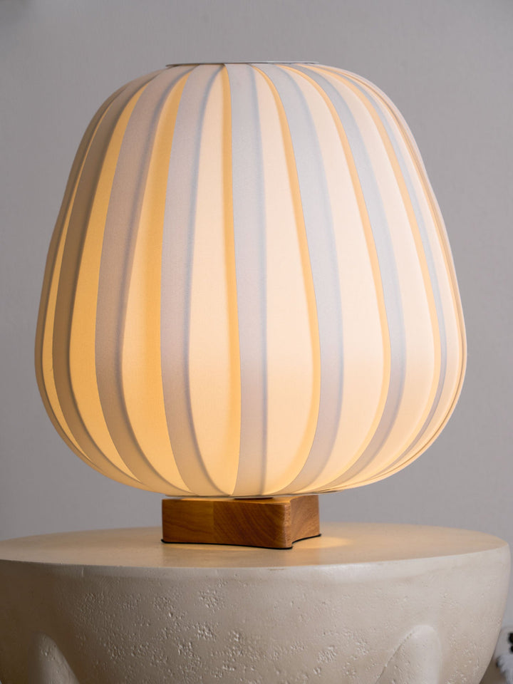 Lampa Stołowa Minimalistyczna z Tkaniny
