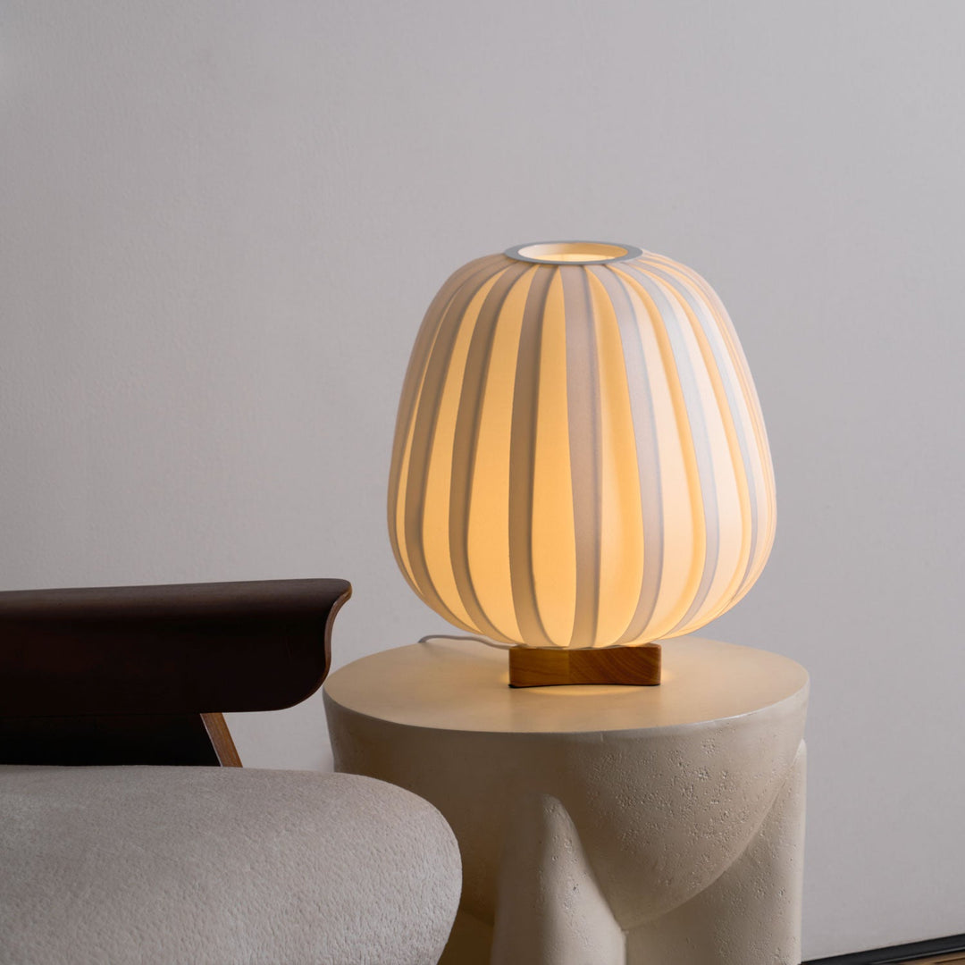 Lampa Stołowa Minimalistyczna z Tkaniny