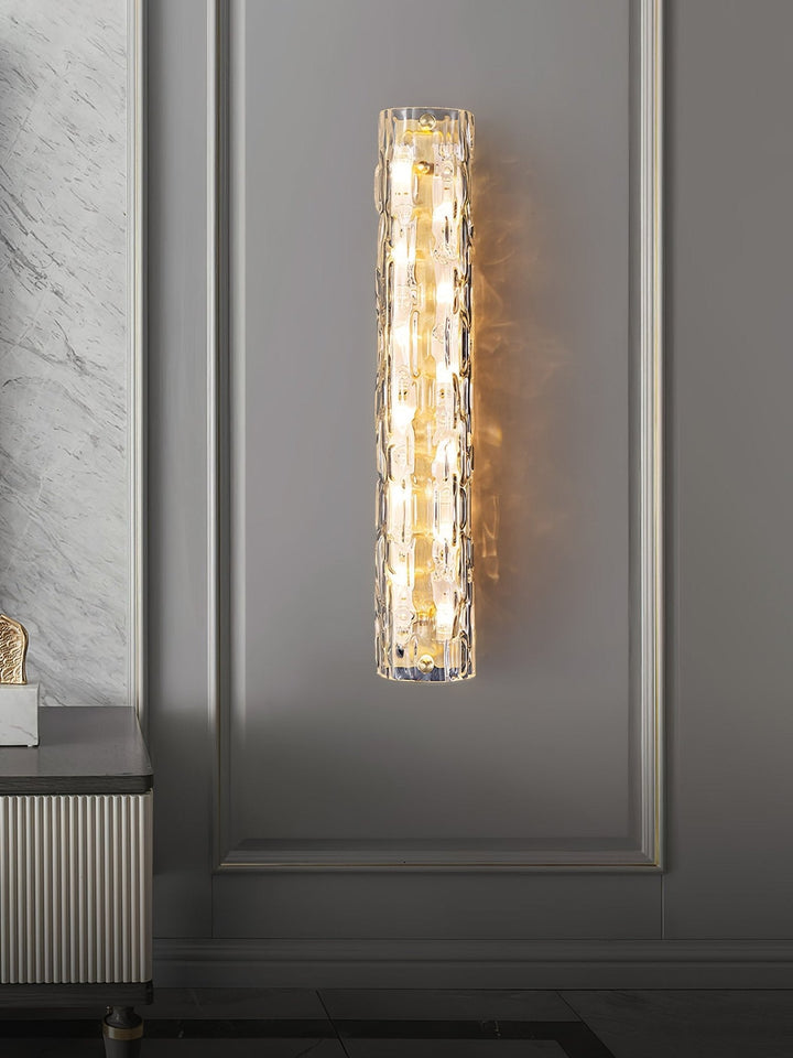 Lampa ścienna w stylu artystycznym