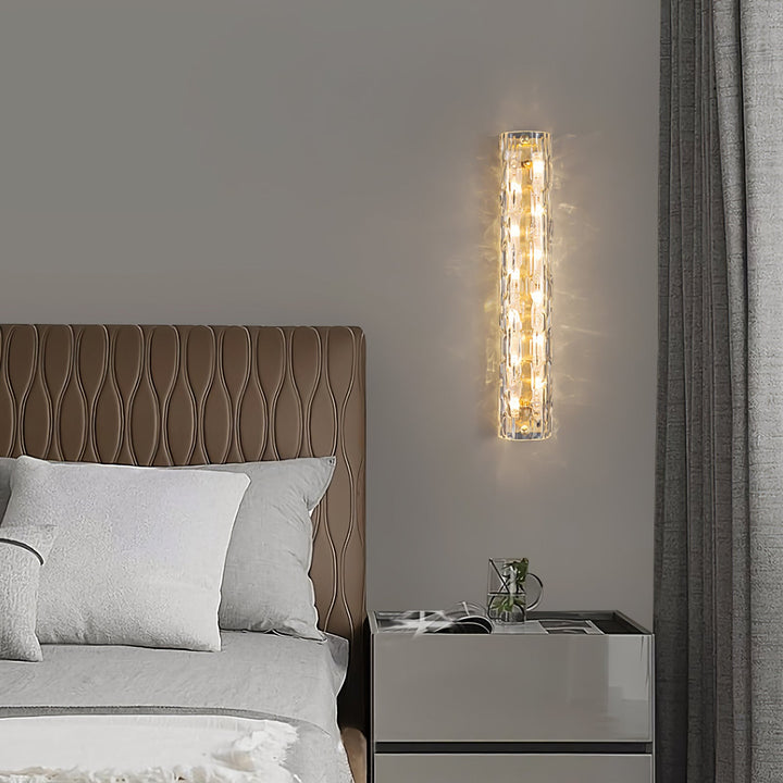 Lampa ścienna w stylu artystycznym