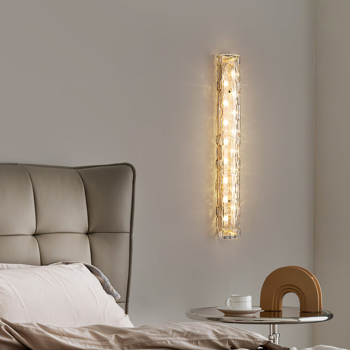 Lampa ścienna w stylu artystycznym