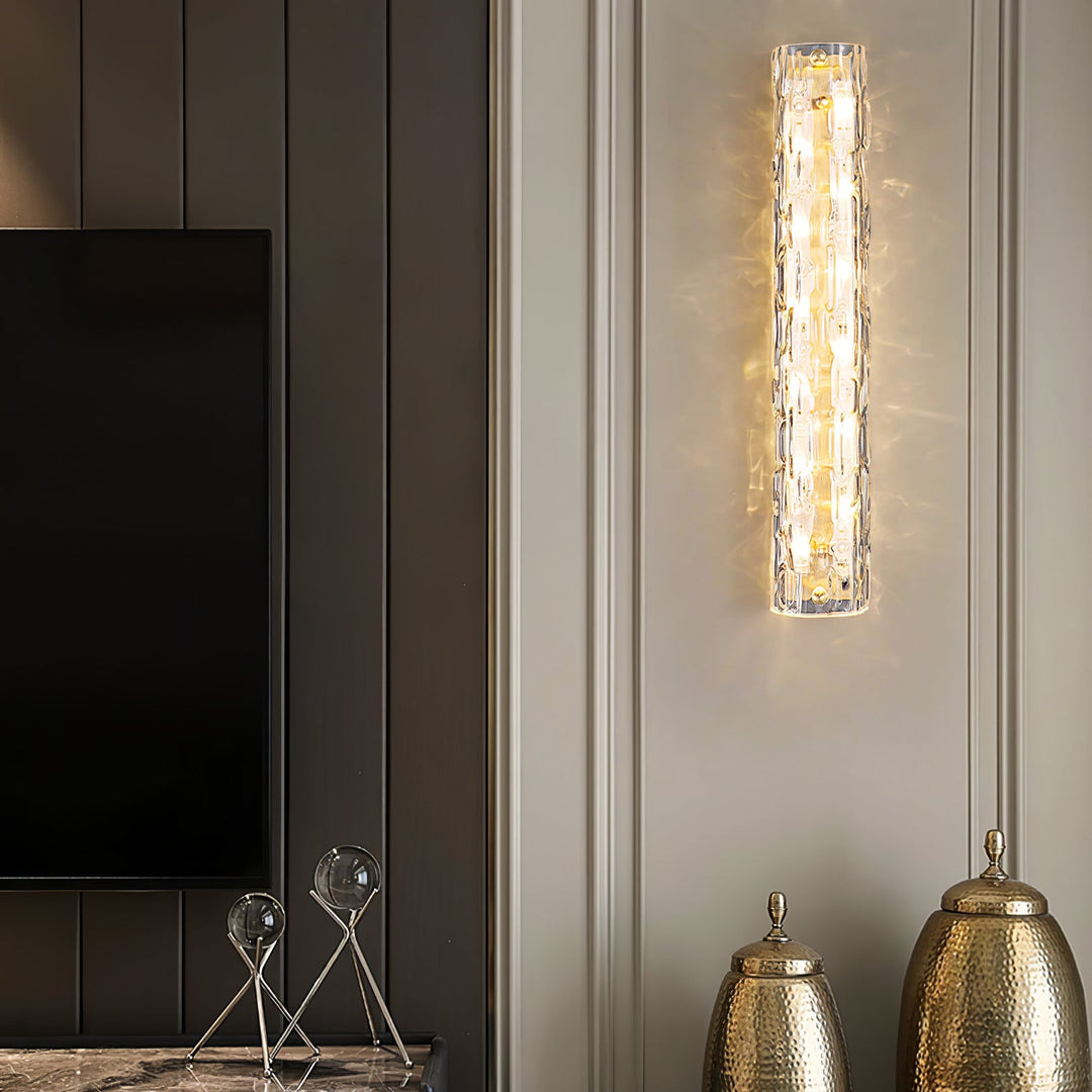 Lampa ścienna w stylu artystycznym
