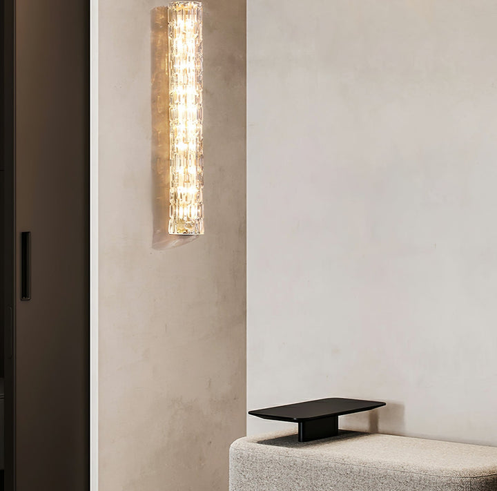 Lampa ścienna w stylu artystycznym