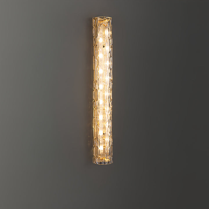 Lampa ścienna w stylu artystycznym