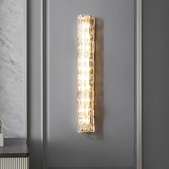 Lampa ścienna w stylu artystycznym