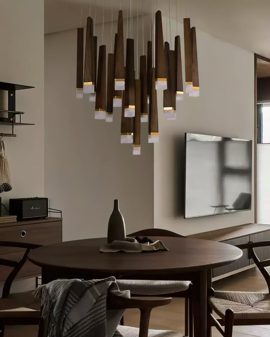 Żyrandol z Kijów Drewna