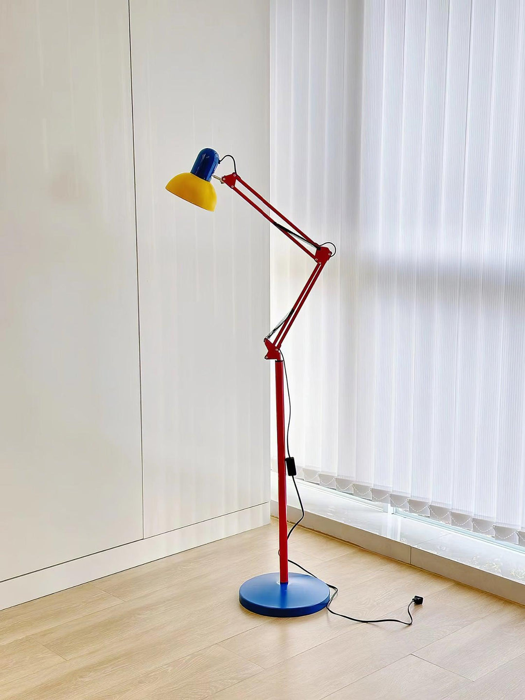 Lampa Podłogowa Flexi Memphis