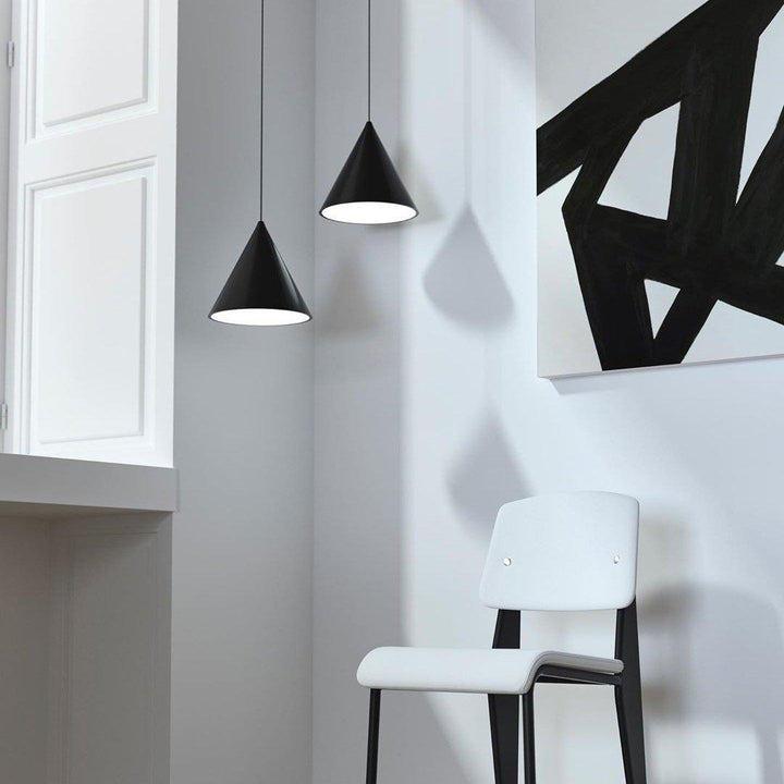 Lampy String z przewodem zawieszanym na hakach