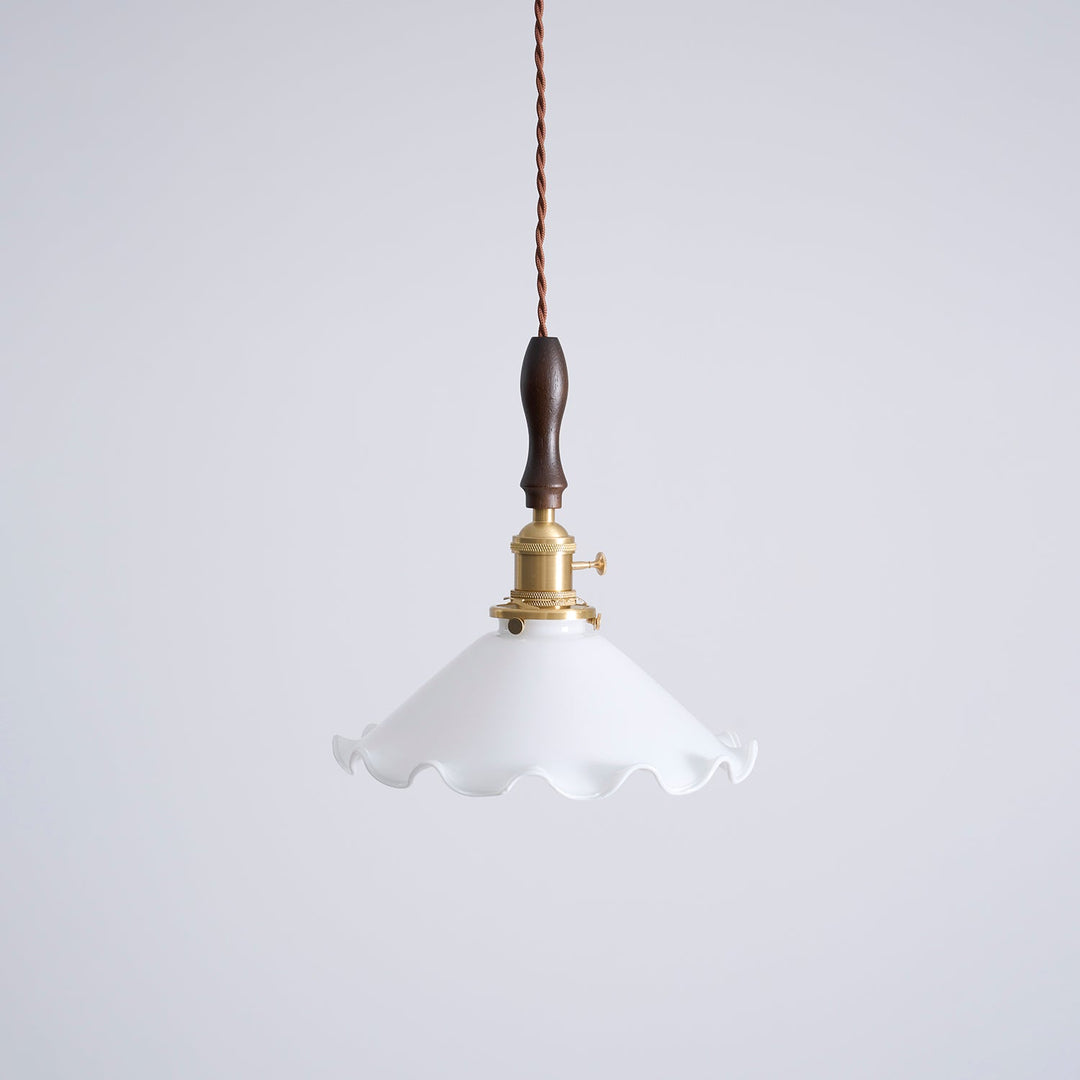 Lampa wisząca w kształcie płatków kwiatów