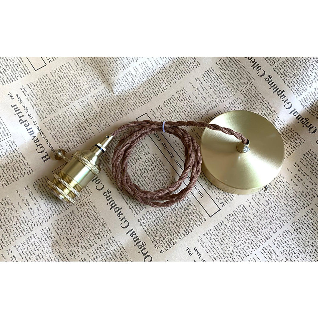 Lampa wisząca ze szklanymi płatkami kwiatu