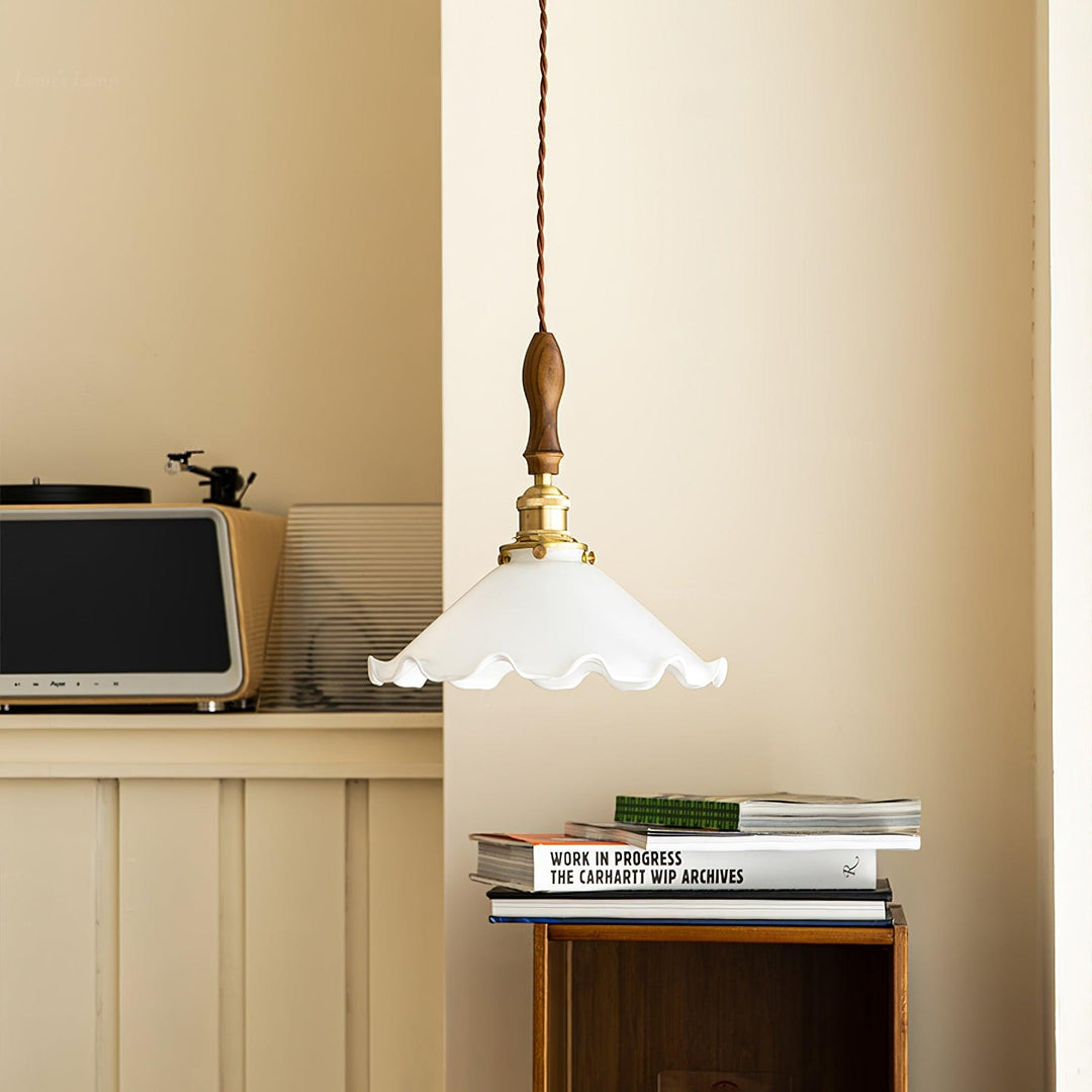Lampa wisząca w kształcie płatków kwiatów