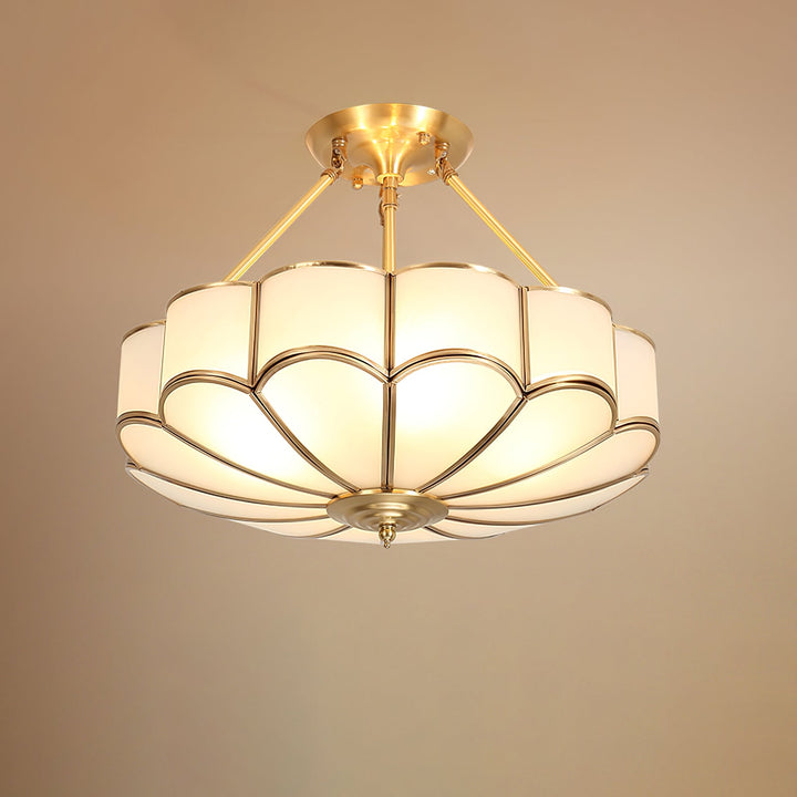 Lampa sufitowa w kształcie kwiatu