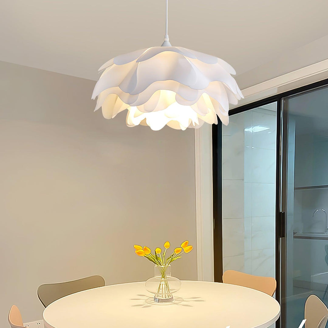 Lampa Wisząca w Kształcie Kwiatu, Biała