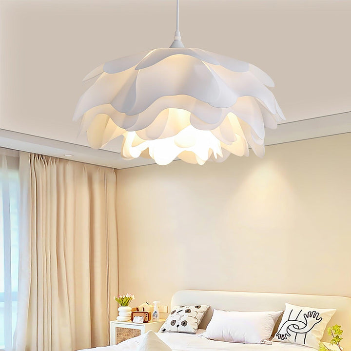 Lampa Wisząca w Kształcie Kwiatu, Biała