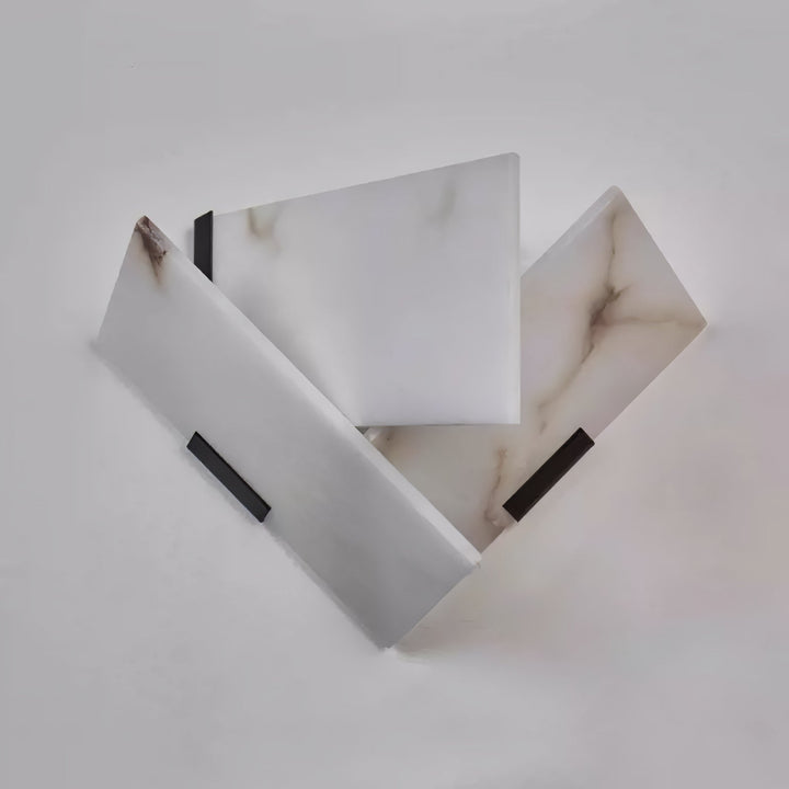 Kinkiet Alabaster Fly