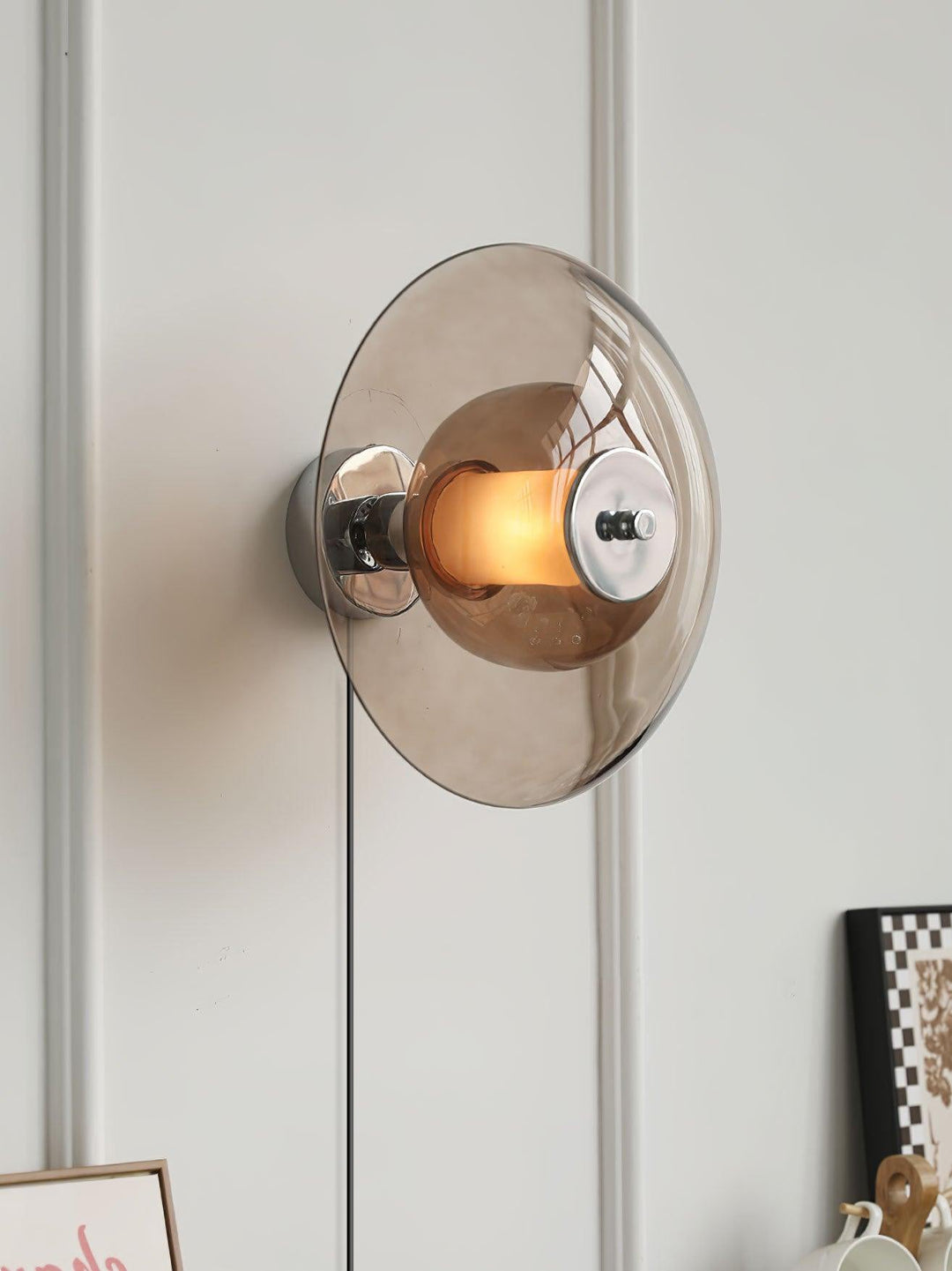 Lampa Ścienna z wtyczką w Kształcie Latającego Spodka
