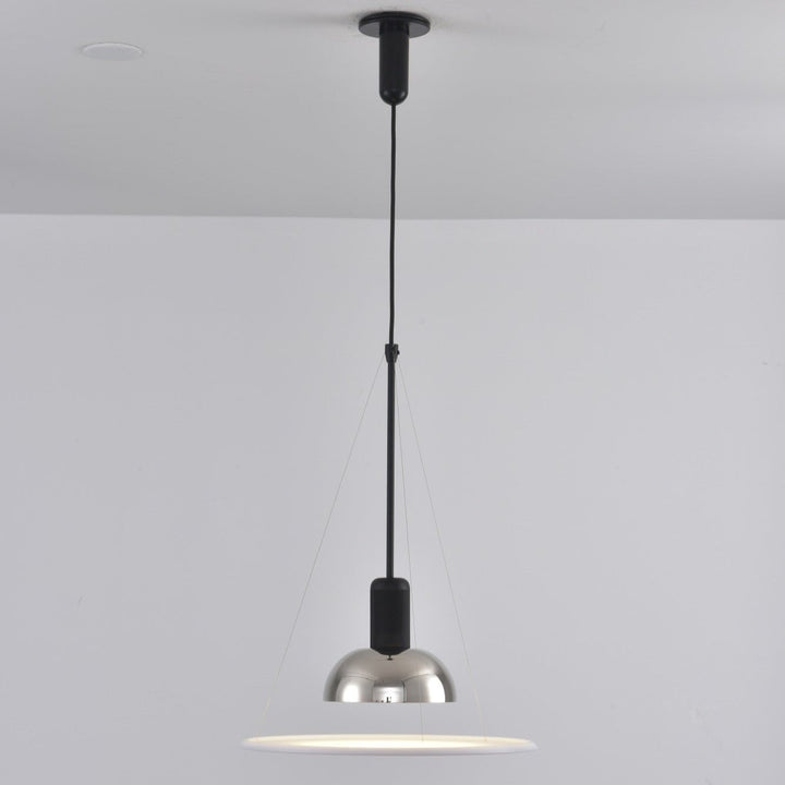 Lampa wisząca w kształcie latającego talerza