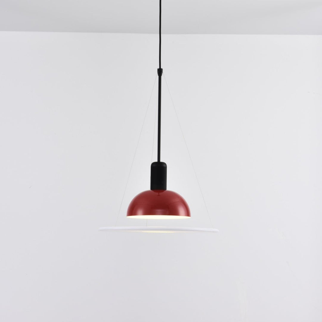 Lampa wisząca w kształcie latającego talerza