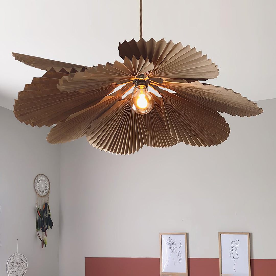 Lampa wisząca z liści lotosu w formie złożonej