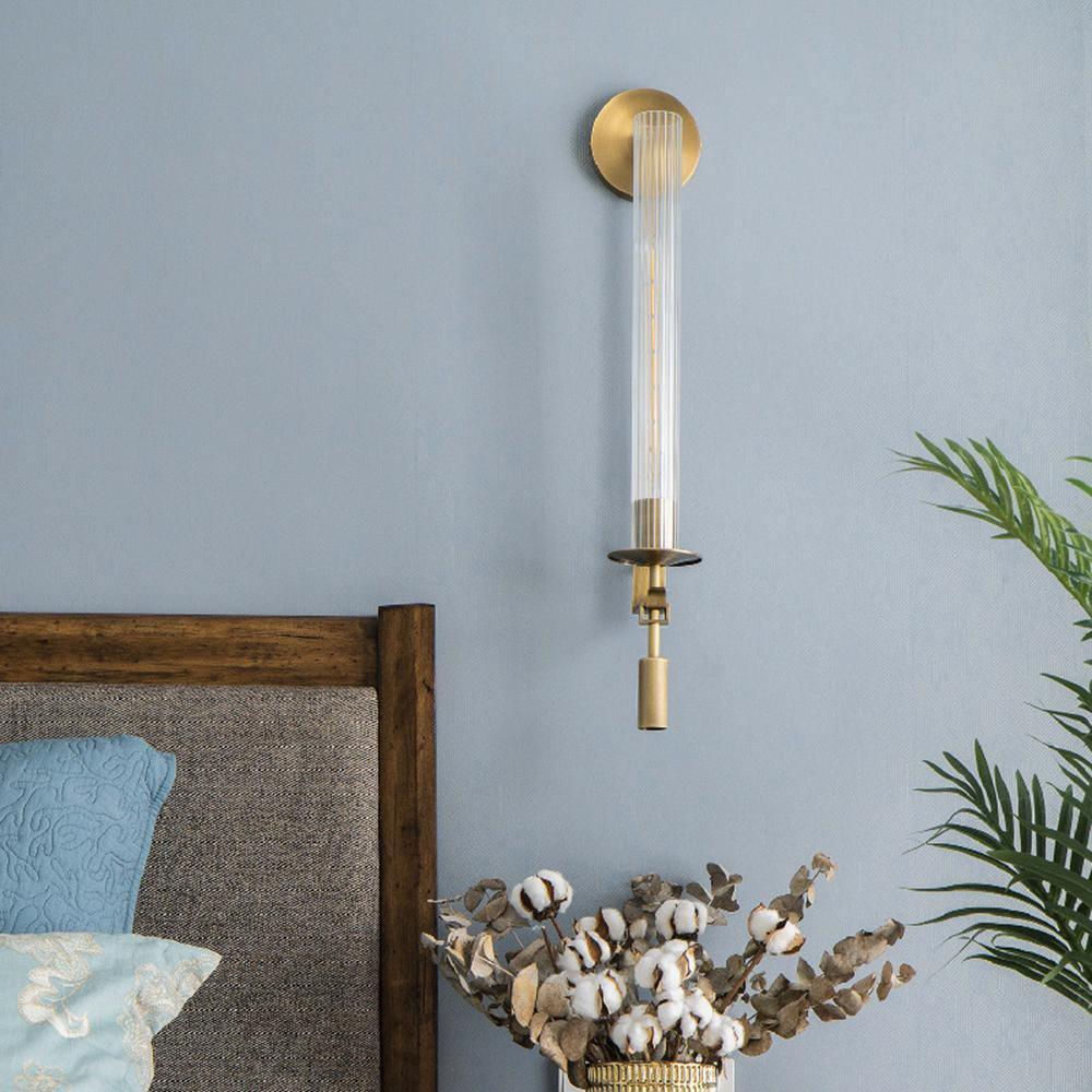 Lampa Ścienna w Stylu Francuskiego Klasycyzmu