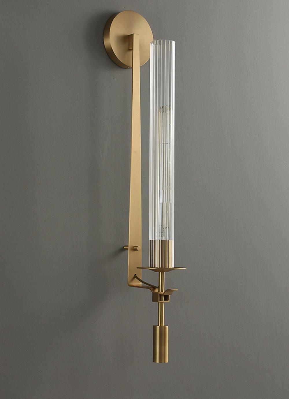 Lampa Ścienna w Stylu Francuskiego Klasycyzmu