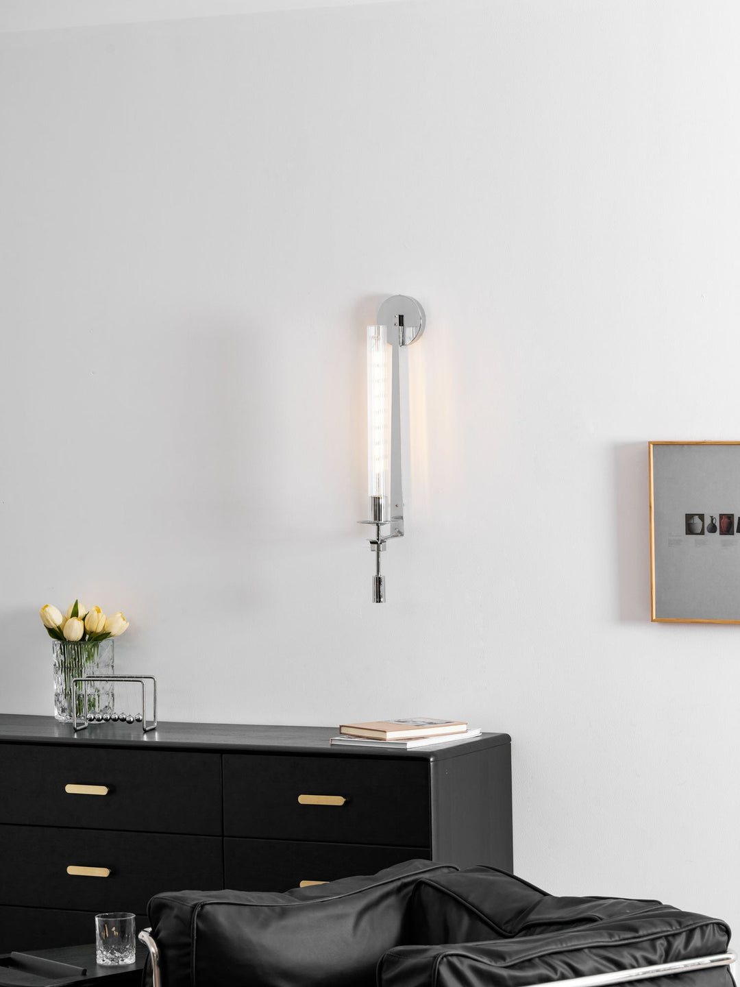 Lampa Ścienna w Stylu Francuskiego Klasycyzmu
