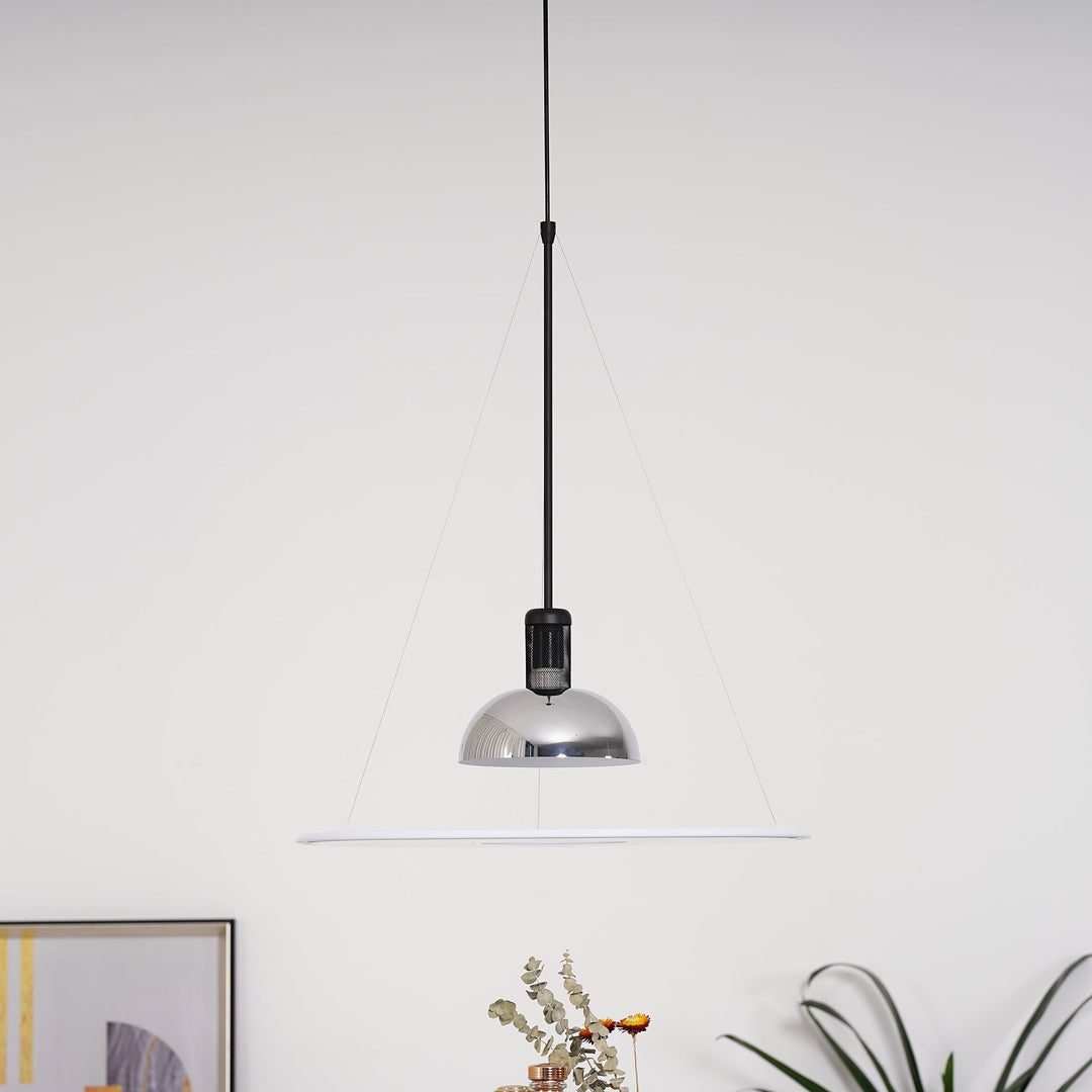 Lampa wisząca w kształcie latającego talerza
