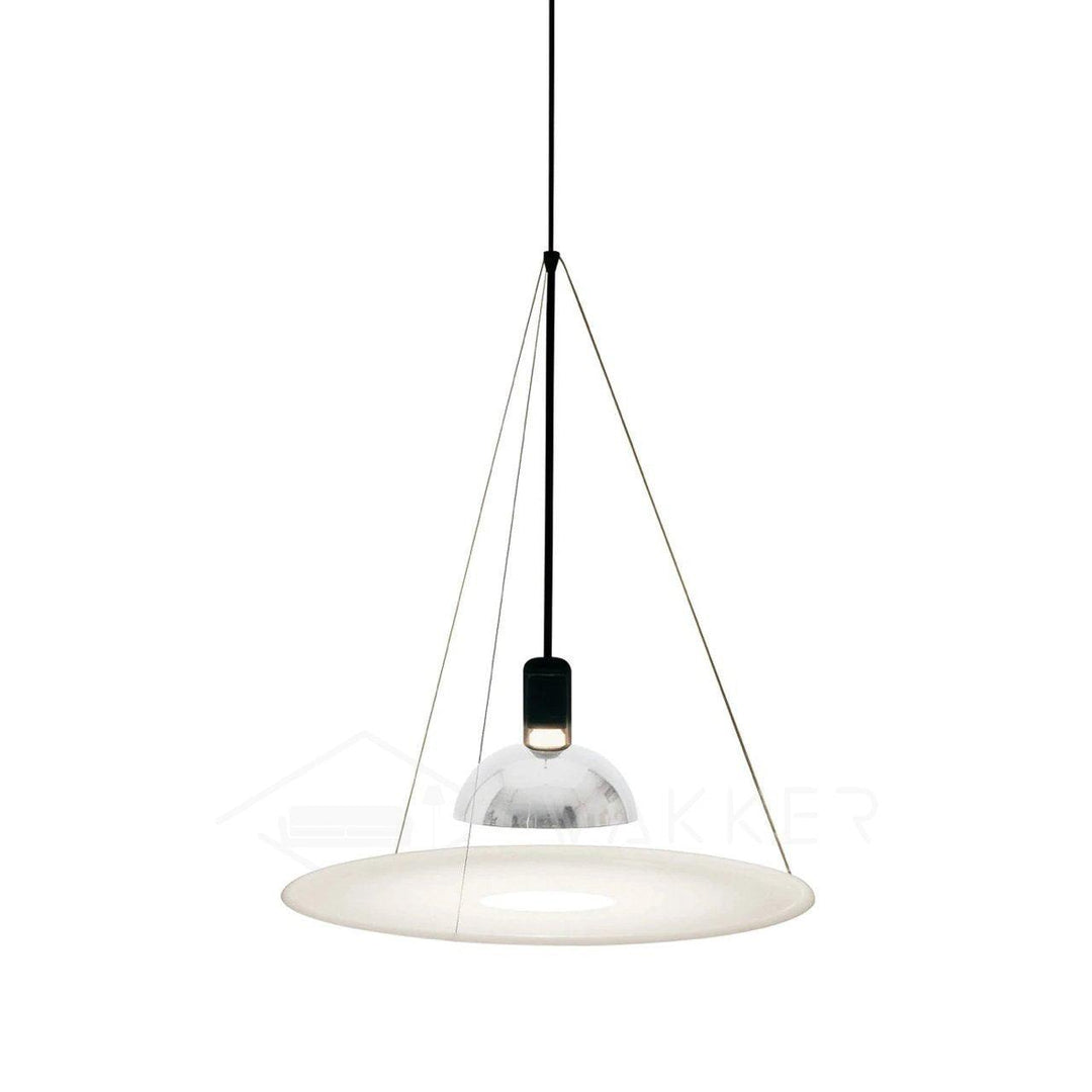 Lampa wisząca w kształcie latającego talerza