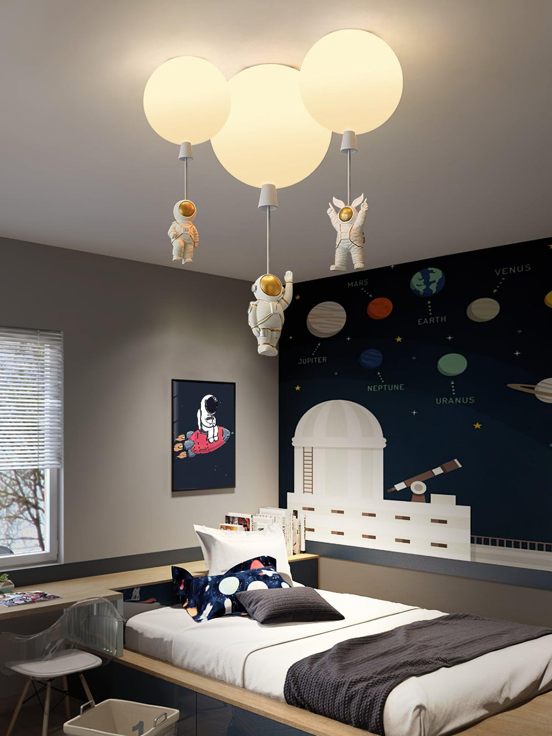 Lampa sufitowa Frosted Balloon z matowym kloszem