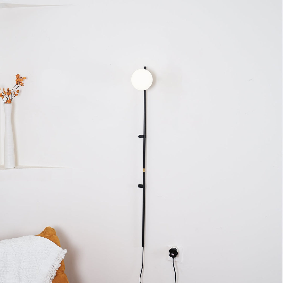 Lampa Ścienna Funiculi z wtyczką