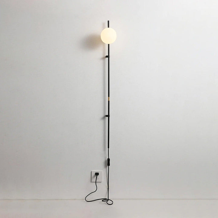 Lampa Ścienna Funiculi z wtyczką
