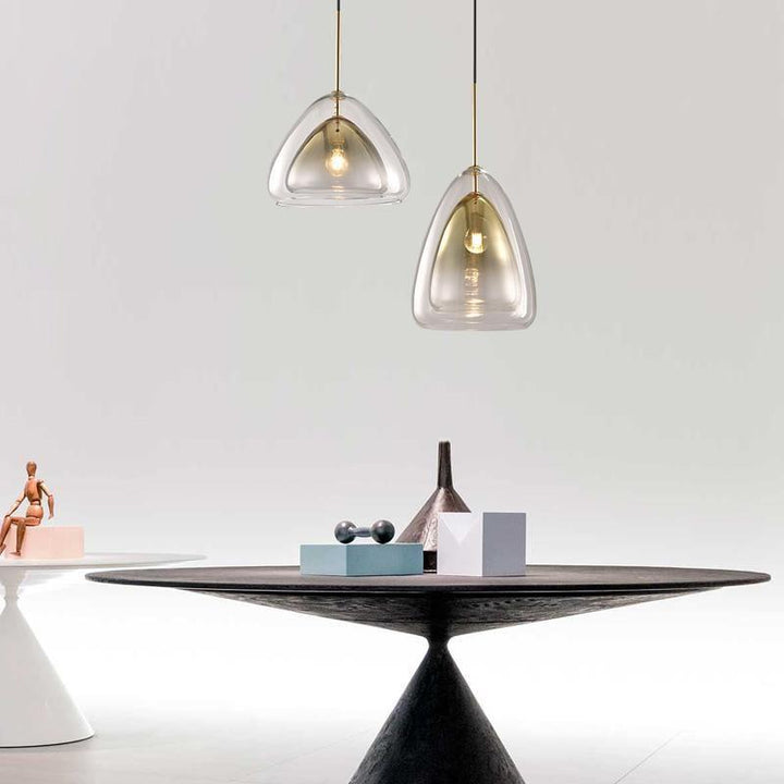 Futurystyczna Lampa Wisząca ze Szkła