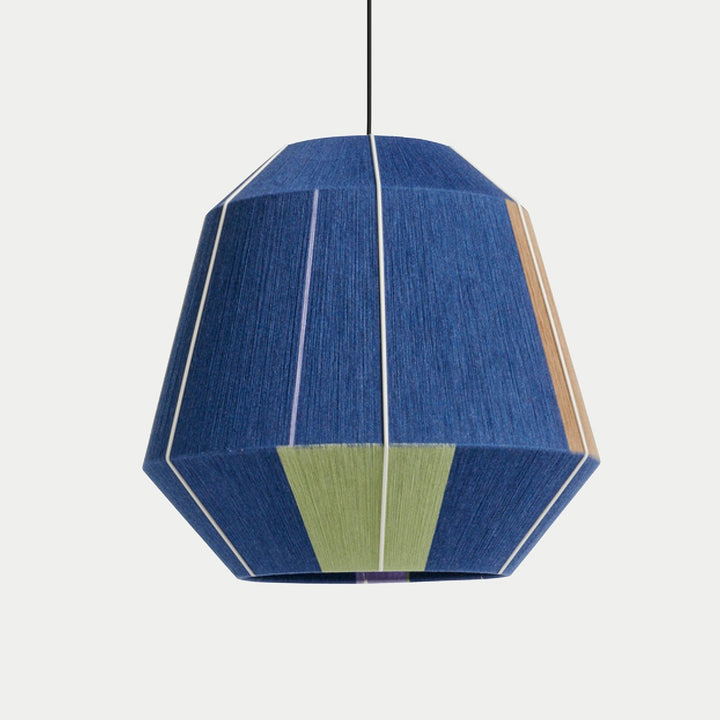 Lampa wisząca z ręcznie nawiniętym kloszem