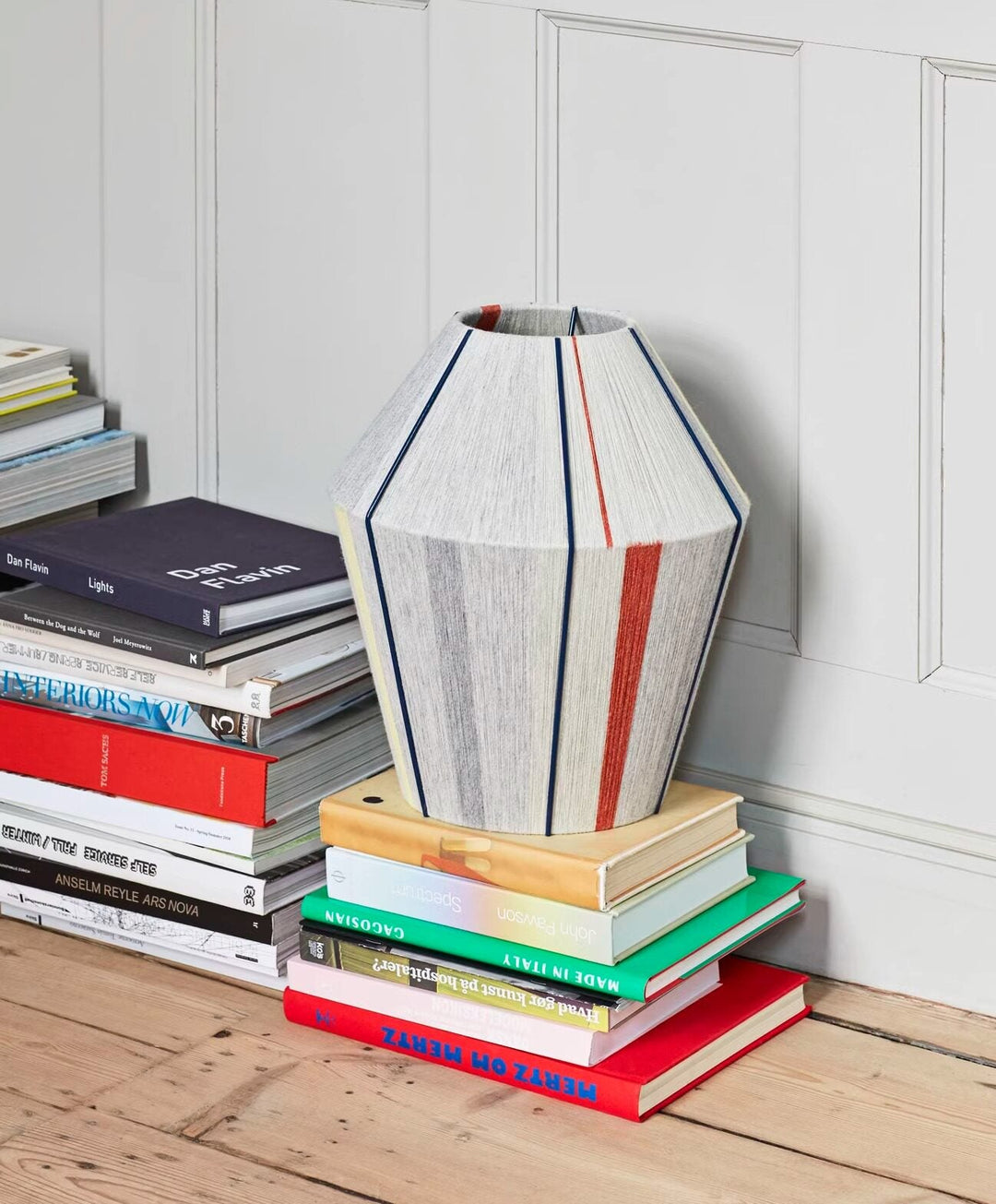 Lampa wisząca z ręcznie nawiniętym kloszem