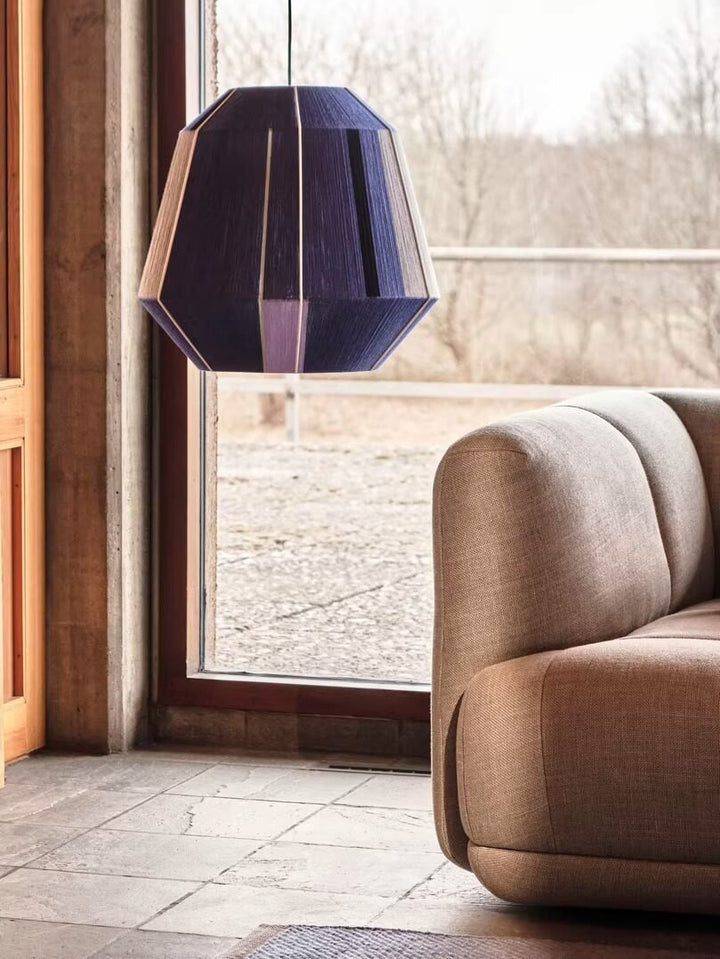 Lampa wisząca z ręcznie nawiniętym kloszem