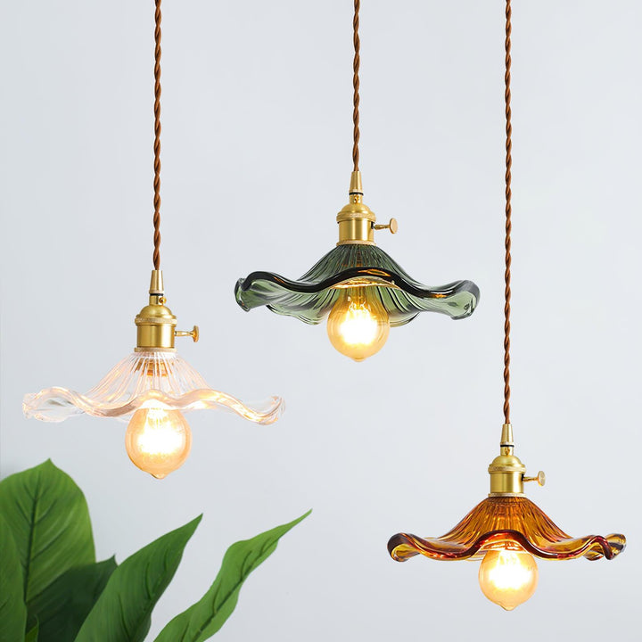 Szklana Lampa Wisząca w Kształcie Kwiatu Hibiskusa