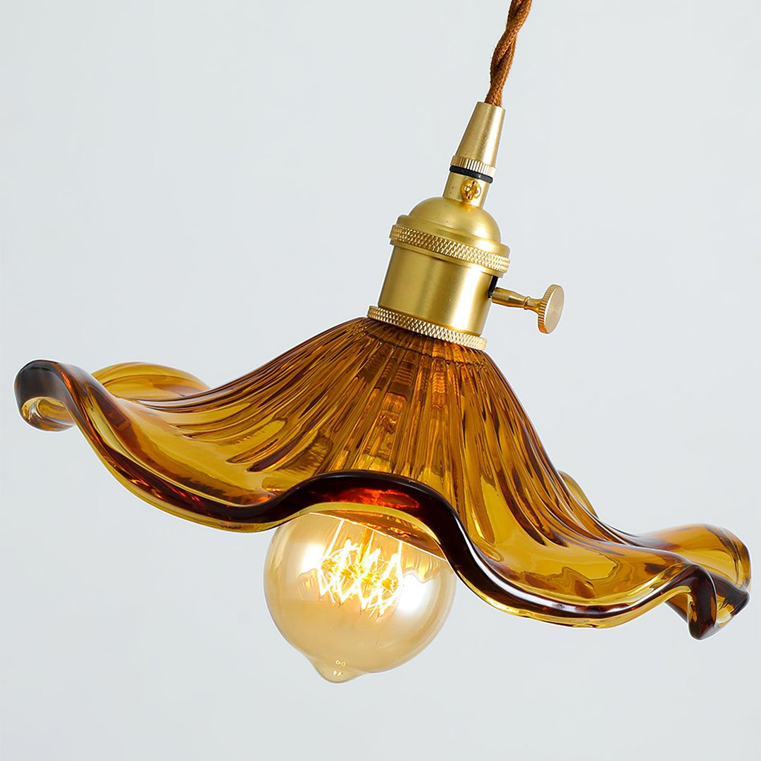 Szklana Lampa Wisząca w Kształcie Kwiatu Hibiskusa