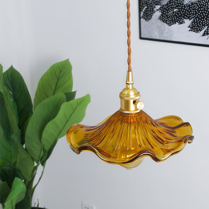 Szklana Lampa z Kwiatem Hibiskusa