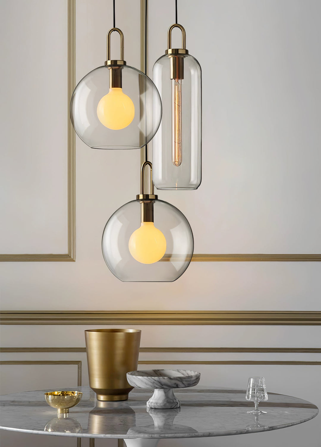 Lampa wisząca Pendulum z szklanym kloszem