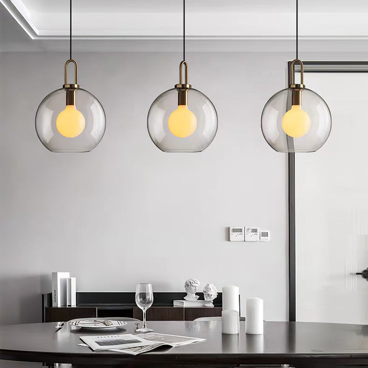 Lampa wisząca Pendulum z szklanym kloszem