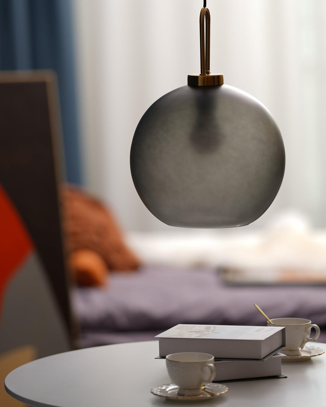 Lampa wisząca Pendulum z szklanym kloszem
