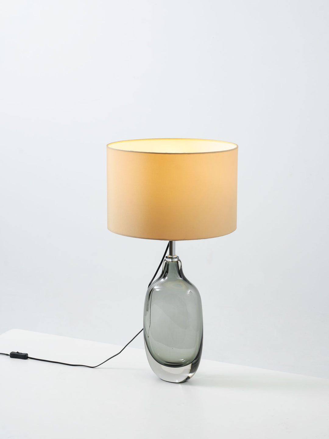 Lampa stołowa z kryształu pokrytego szkłem