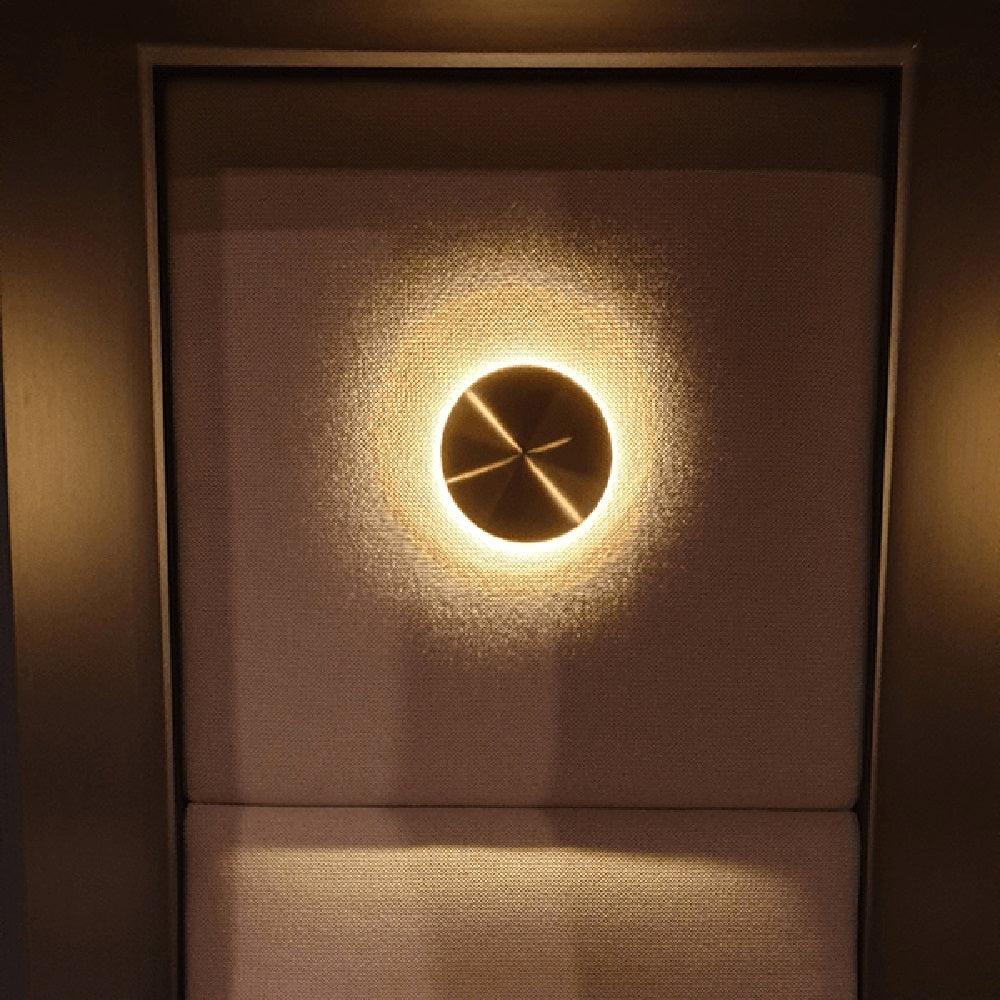 Lampa ścienna Gossa