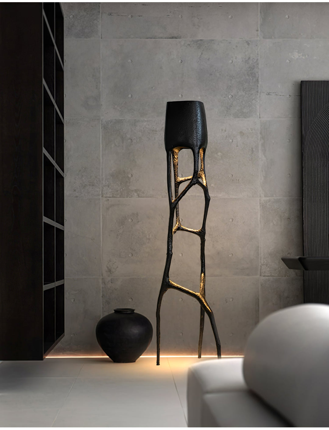 Lampa podłogowa rzeźba gotycka
