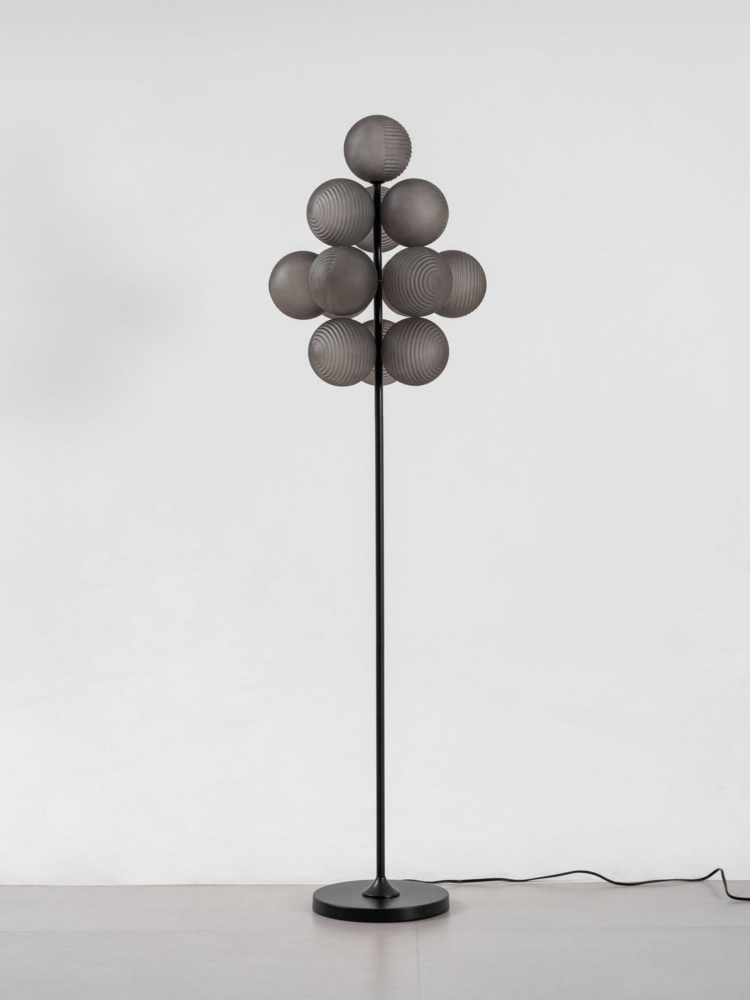 Lampa Podłogowa Winogronowa
