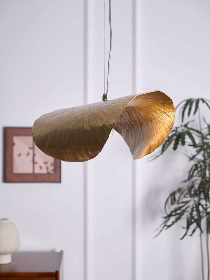 Wisząca lampa młotkowana