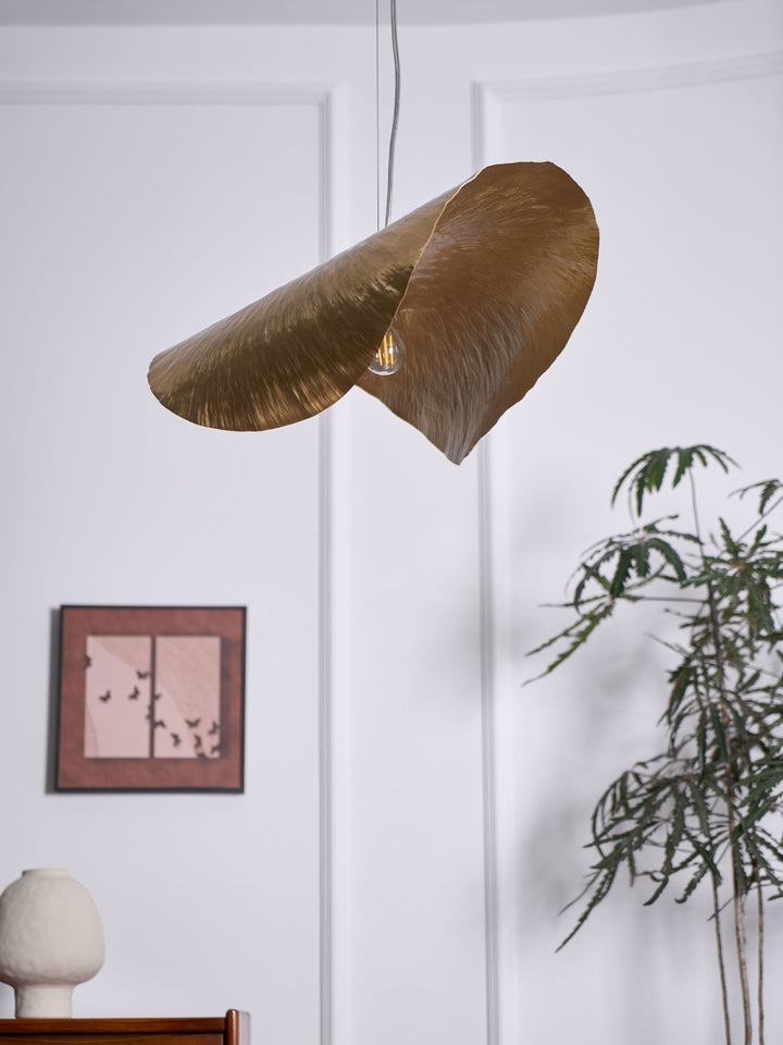 Wisząca lampa młotkowana